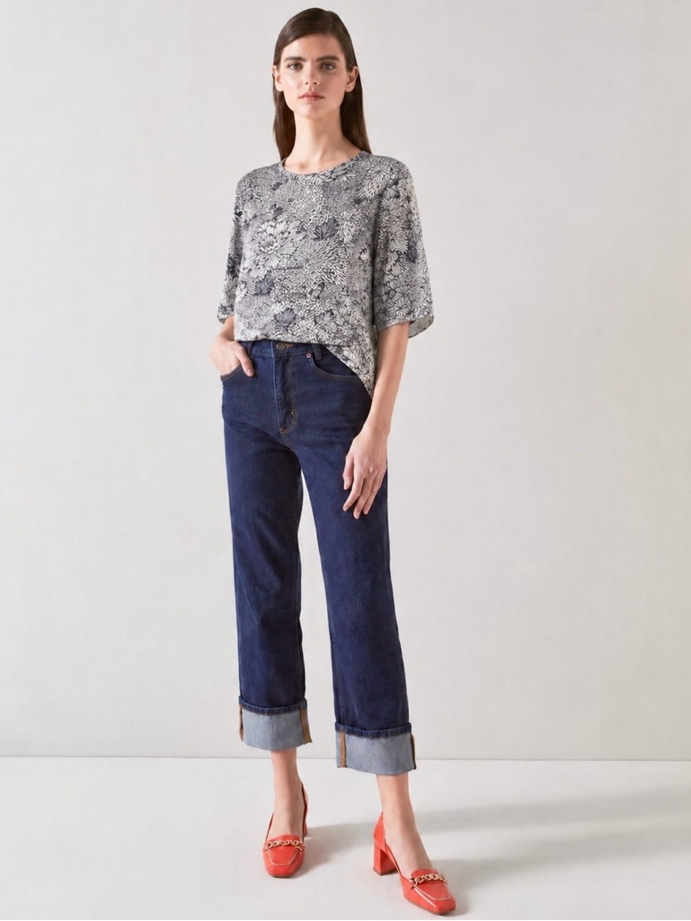 L. K. Bennett London 100% Silk Floral Blouse Size 6
